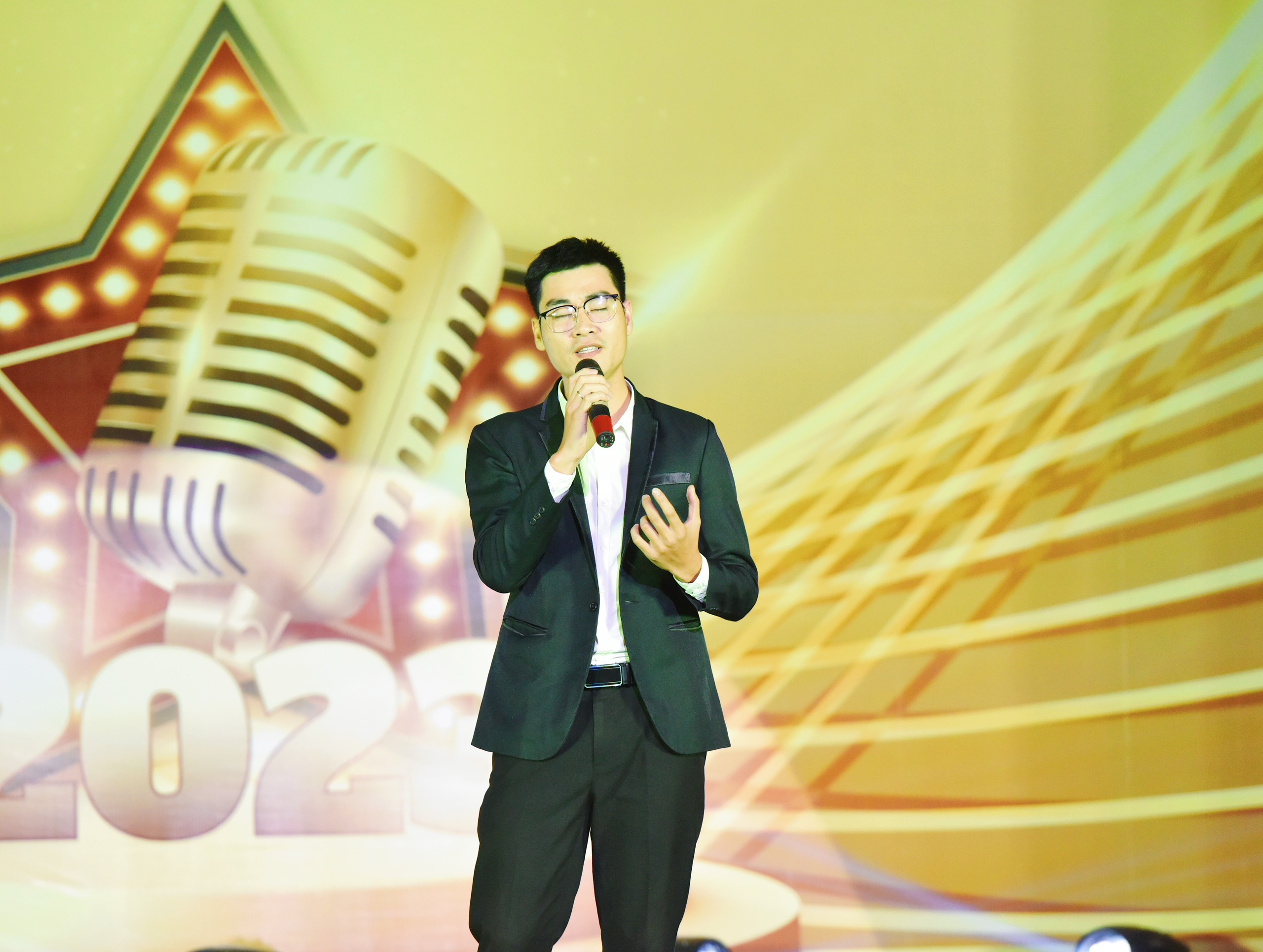 Sơ loại Hội thi “Tiếng hát Sen Vàng 2023” cụm Văn phòng đại diện