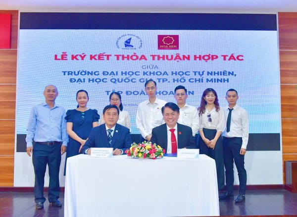 Tập đoàn Hoa Sen ký kết thỏa thuận hợp tác với Trường Đại học Khoa học Tự nhiên, ĐHQG - HCM