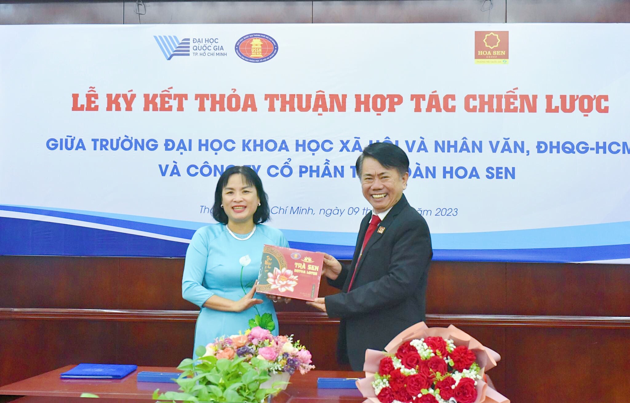 Tập đoàn Hoa Sen ký kết thỏa thuận hợp tác với Trường Đại học Khoa học Xã hội và Nhân văn, ĐHQG – HCM 6