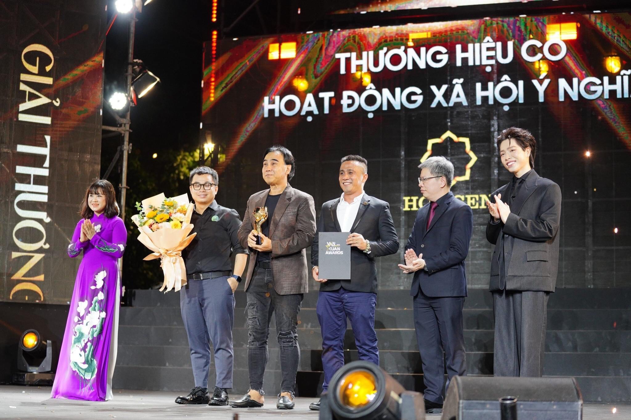 Mái ấm gia đình Việt do Tập đoàn Hoa Sen tài trợ thắng giải Thương hiệu có hoạt động xã hội ý nghĩa