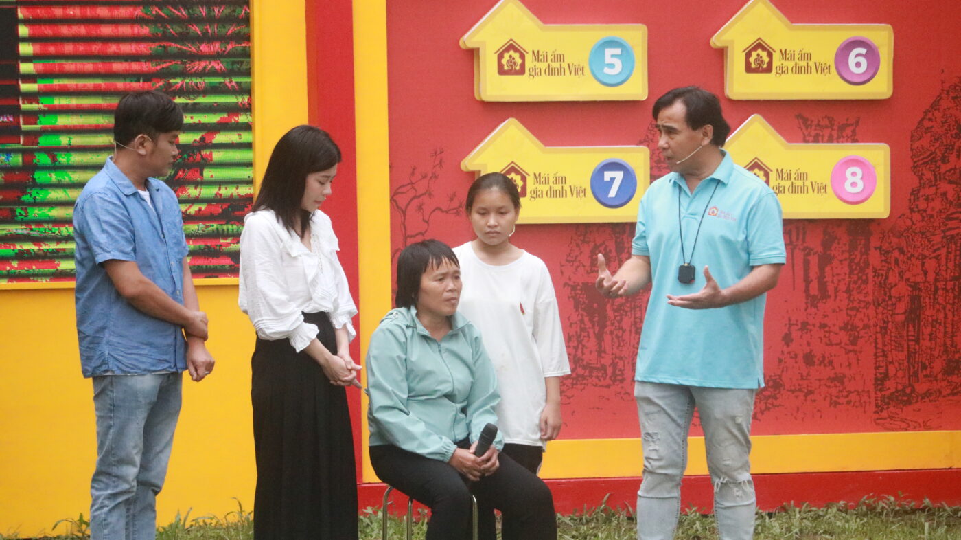 Hoàn cảnh em Trần Thị Kim Lanh ở Tây Sơn, Bình Định khiến khán giả xúc động